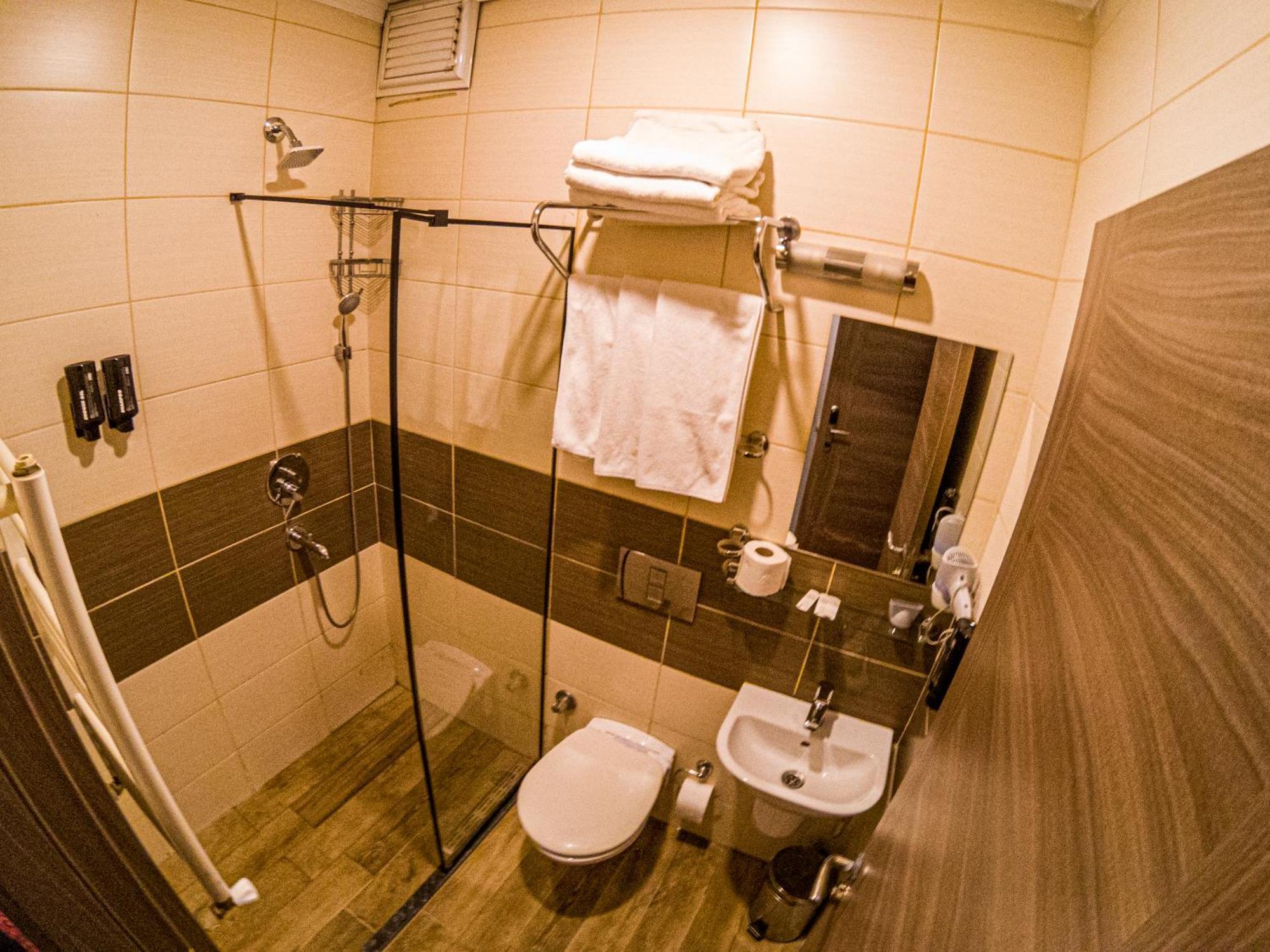 New Akcaabat Hotel Экстерьер фото